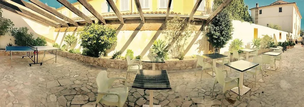 Albergue Juvenil New Age Hostel Palma de Mallorca Spain